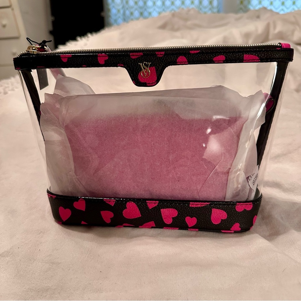 Victoria’s Secret Clear Makeup Bag Set Pink Hearts NWT